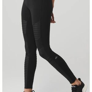 NWT Alo Yoga High-Waist Moto Legging Black Size L